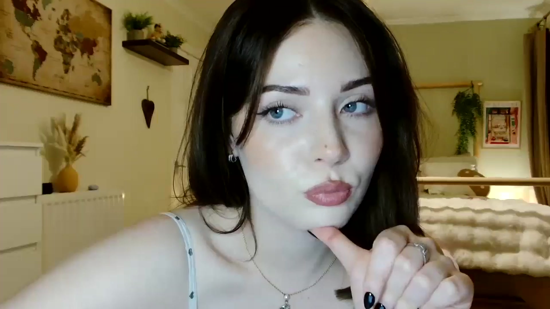Gallery image thumbnail from Kaitrose's myfreecams stream on, 08/29/2025, 23:54 image 7 of 20