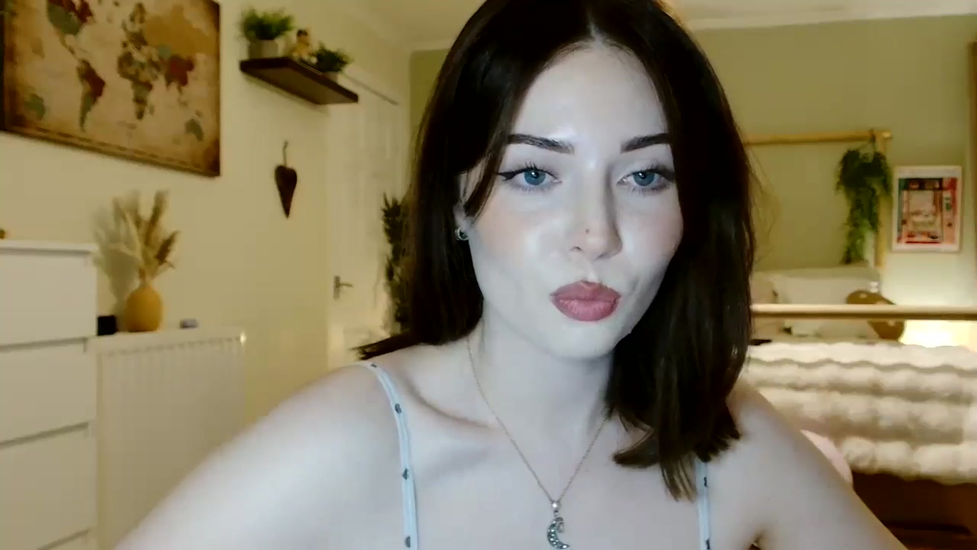 Gallery image thumbnail from Kaitrose's myfreecams stream on, 08/29/2025, 23:54 image 16 of 20