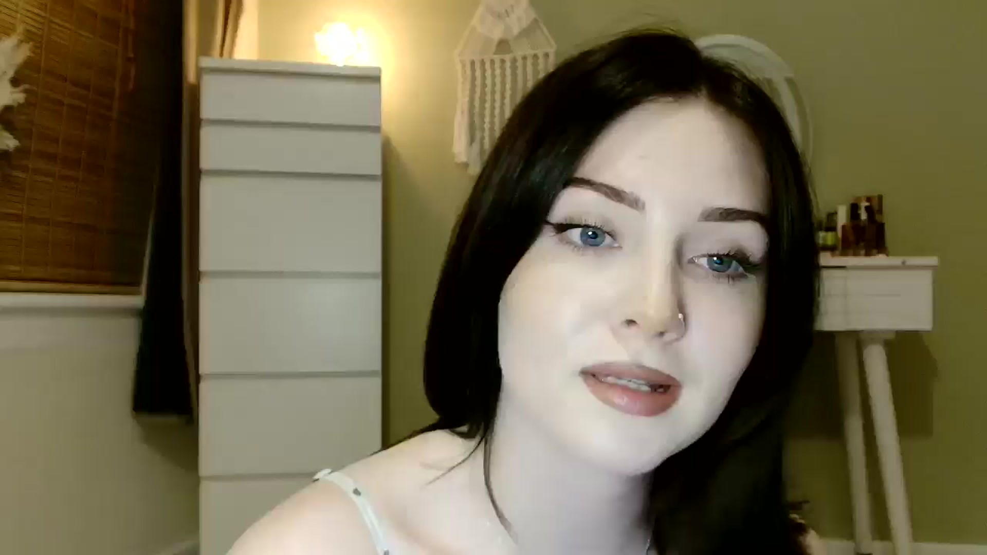 Gallery image thumbnail from Kaitrose's myfreecams stream on, 09/04/2025, 21:26 image 12 of 20