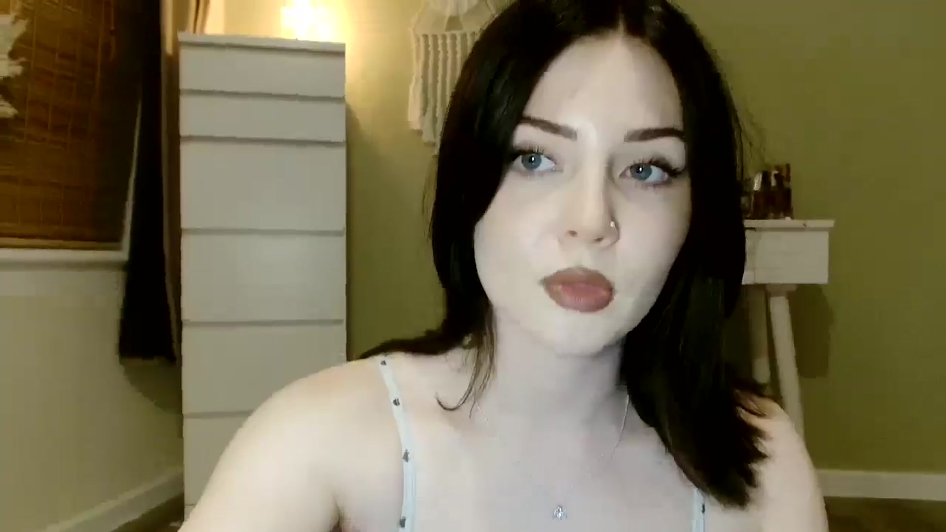 Gallery image thumbnail from Kaitrose's myfreecams stream on, 09/04/2025, 22:58 image 4 of 20