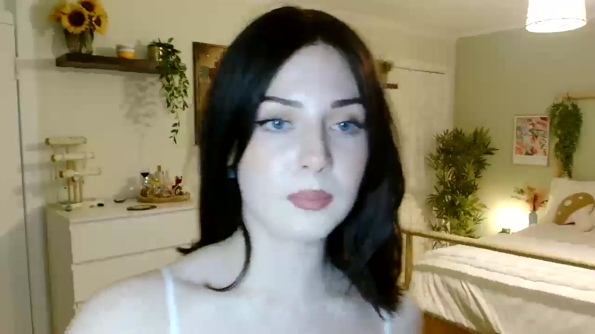 Gallery image thumbnail from Kaitrose's myfreecams stream on, 09/05/2025, 23:06 image 6 of 20