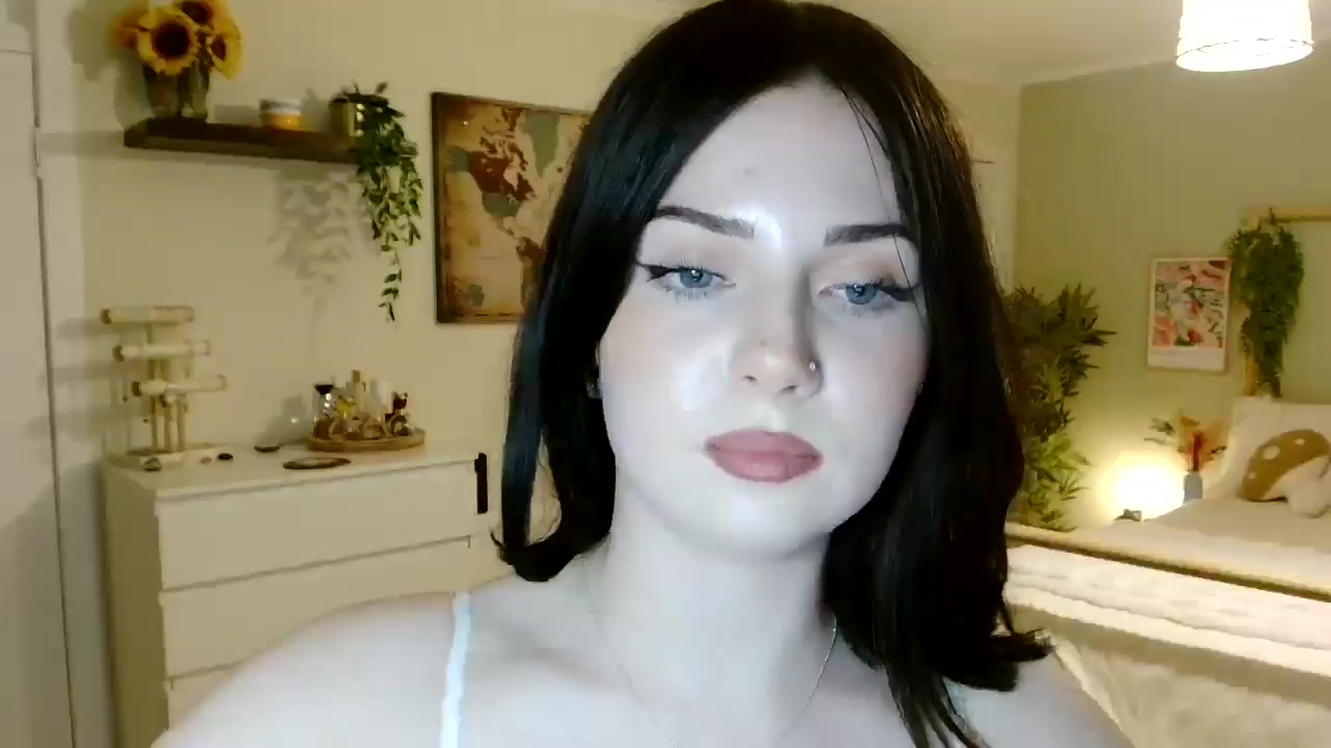 Gallery image thumbnail from Kaitrose's myfreecams stream on, 09/05/2025, 23:06 image 19 of 20