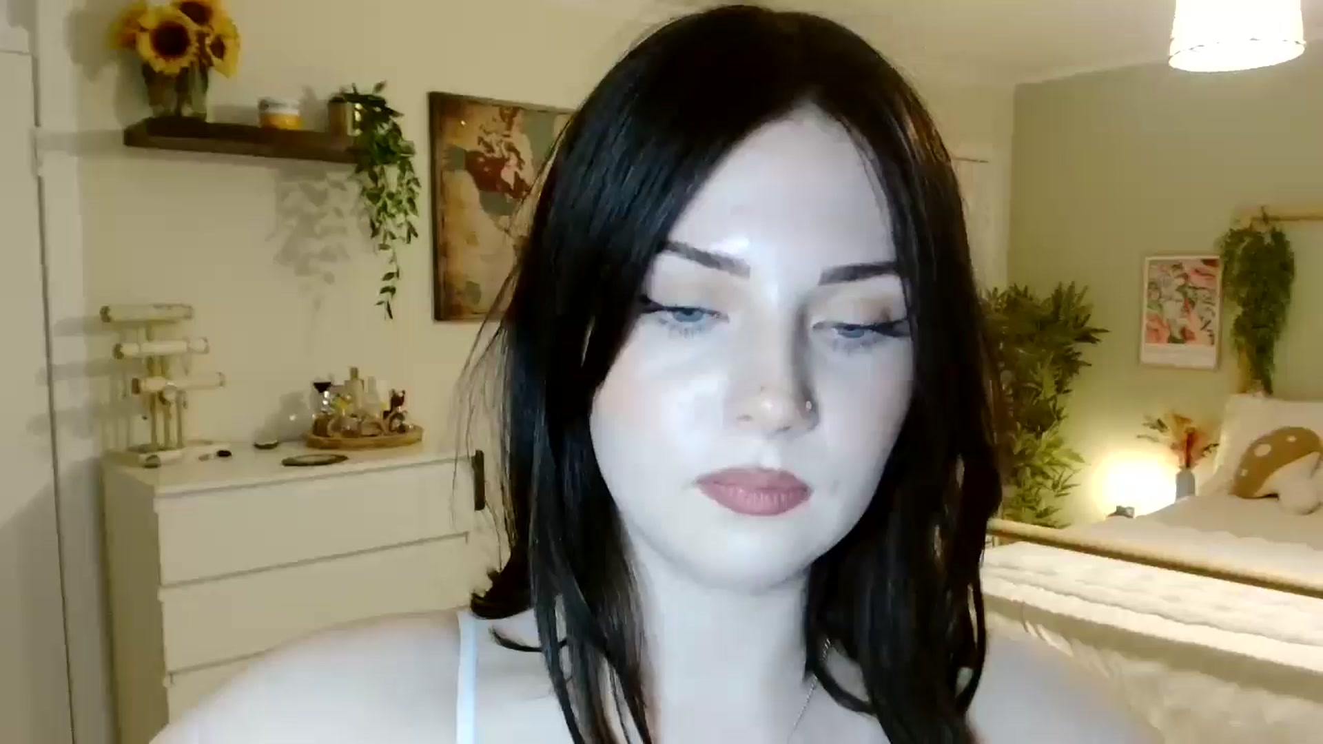 Gallery image thumbnail from Kaitrose's myfreecams stream on, 09/05/2025, 23:06 image 17 of 20