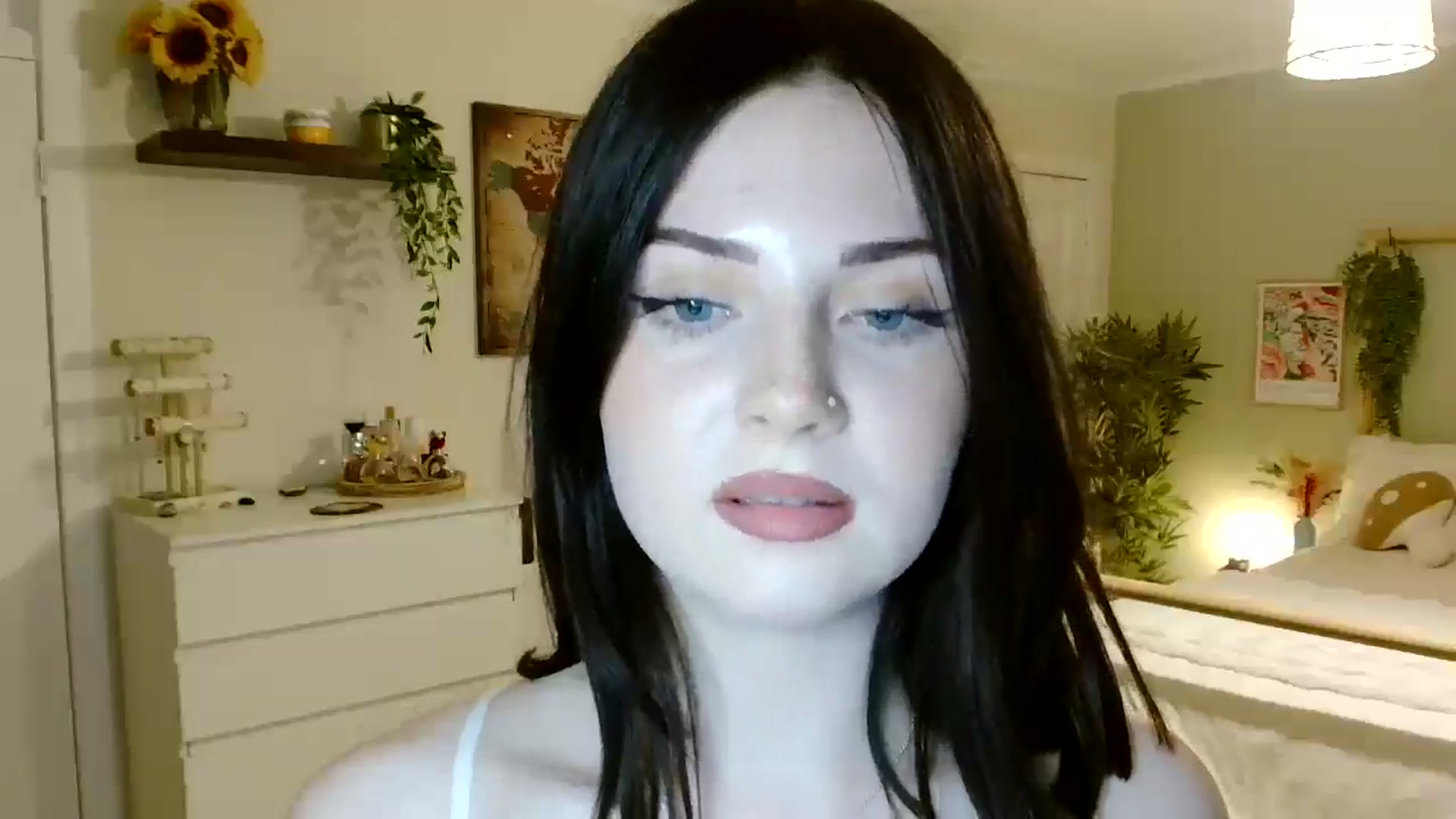 Gallery image thumbnail from Kaitrose's myfreecams stream on, 09/05/2025, 23:06 image 14 of 20