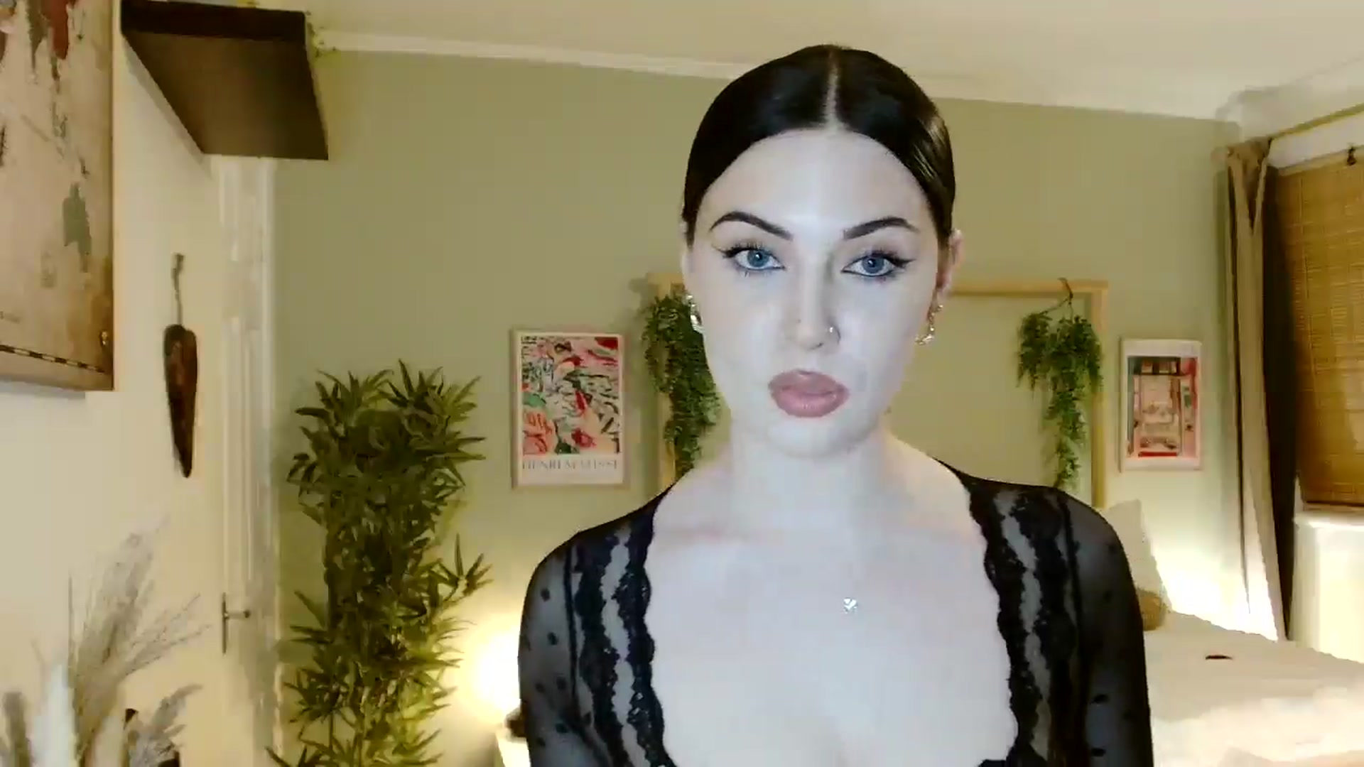 Gallery image thumbnail from Kaitrose's myfreecams stream on, 09/08/2025, 24:00 image 2 of 20