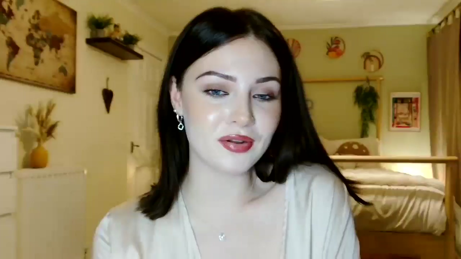 Gallery image thumbnail from Kaitrose's myfreecams stream on, 09/15/2025, 23:16 image 1 of 20