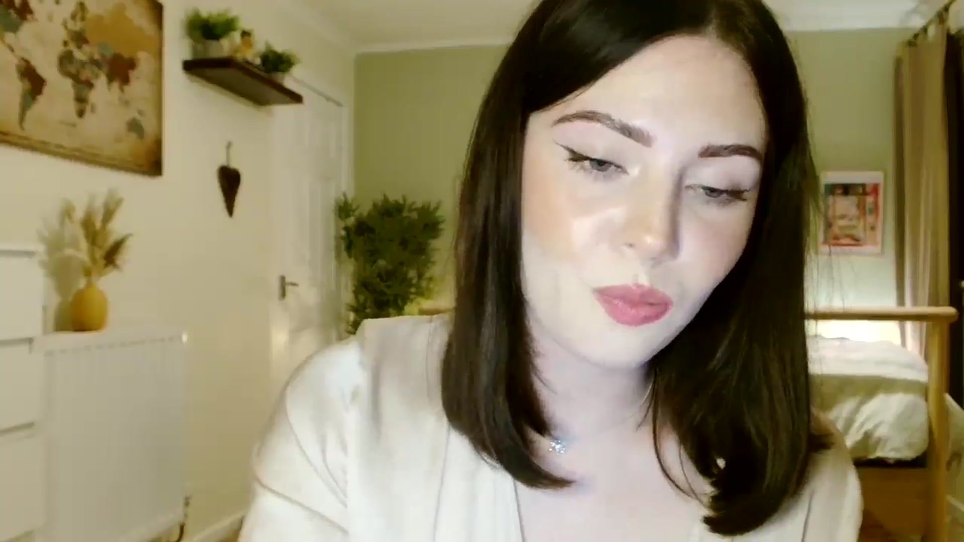 Gallery image thumbnail from Kaitrose's myfreecams stream on, 09/30/2025, 23:53 image 8 of 20