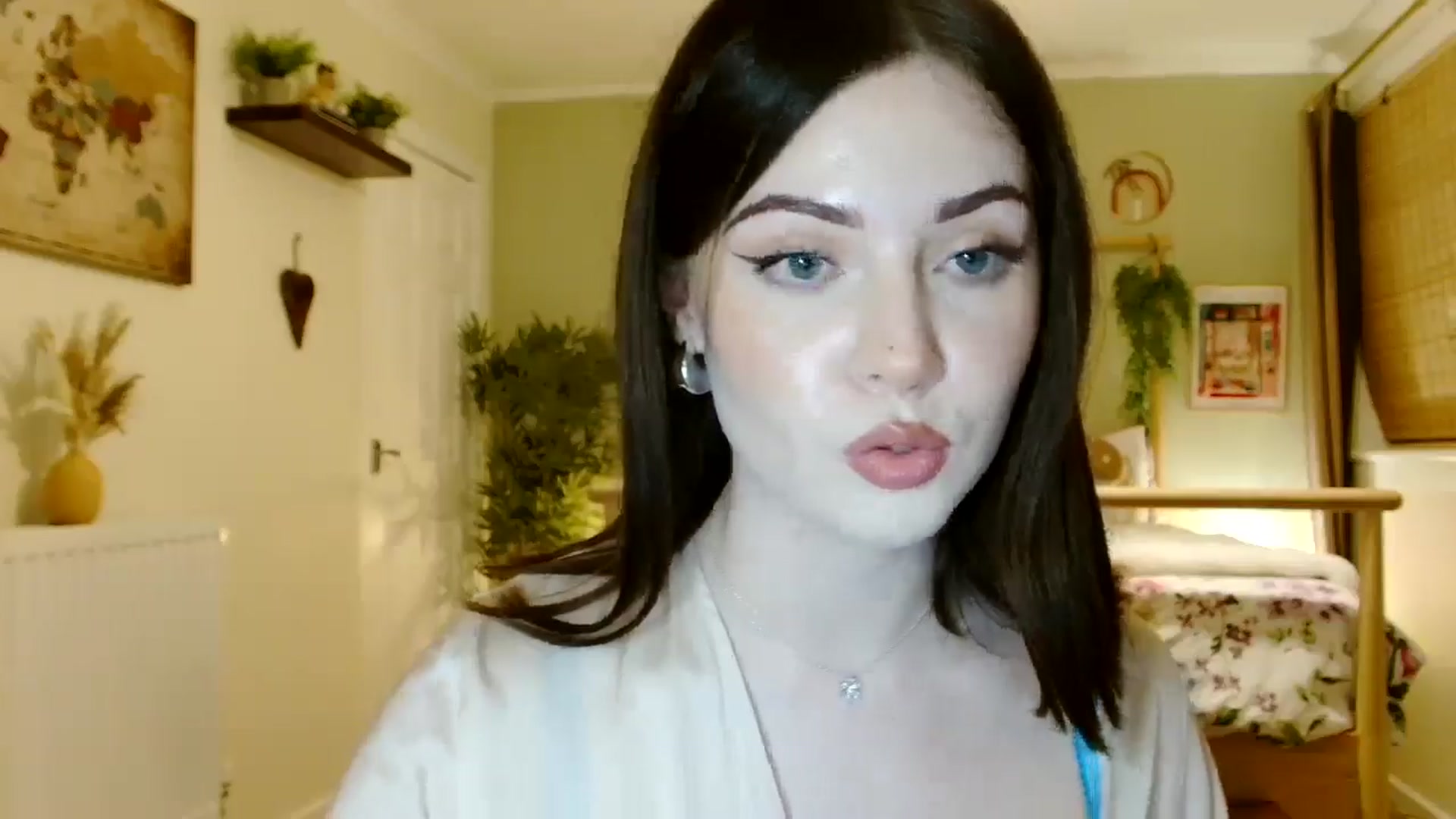 Gallery image thumbnail from Kaitrose's myfreecams stream on, 10/04/2025, 20:19 image 2 of 20