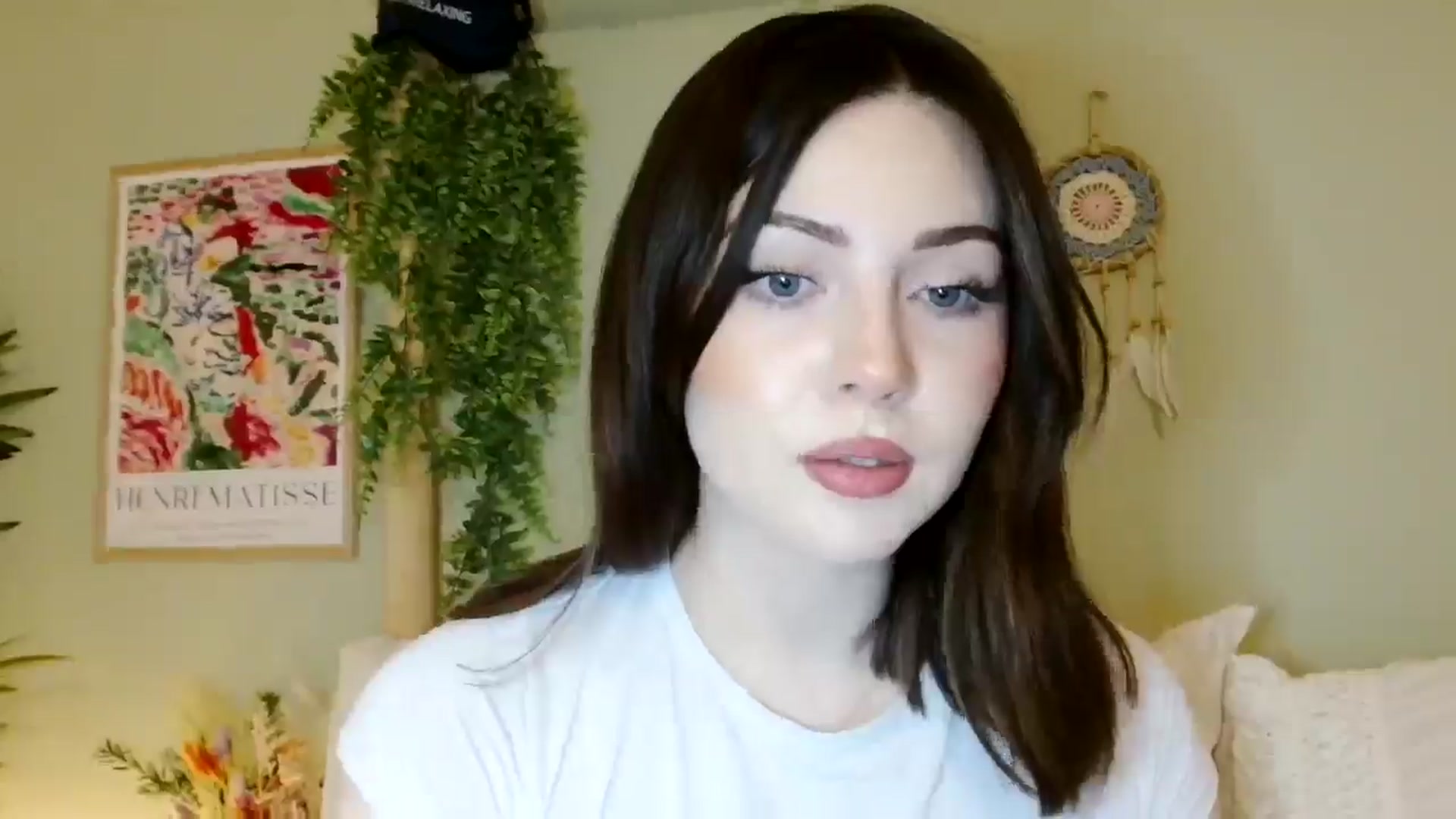 Gallery image thumbnail from Kaitrose's myfreecams stream on, 10/10/2025, 21:21 image 8 of 20