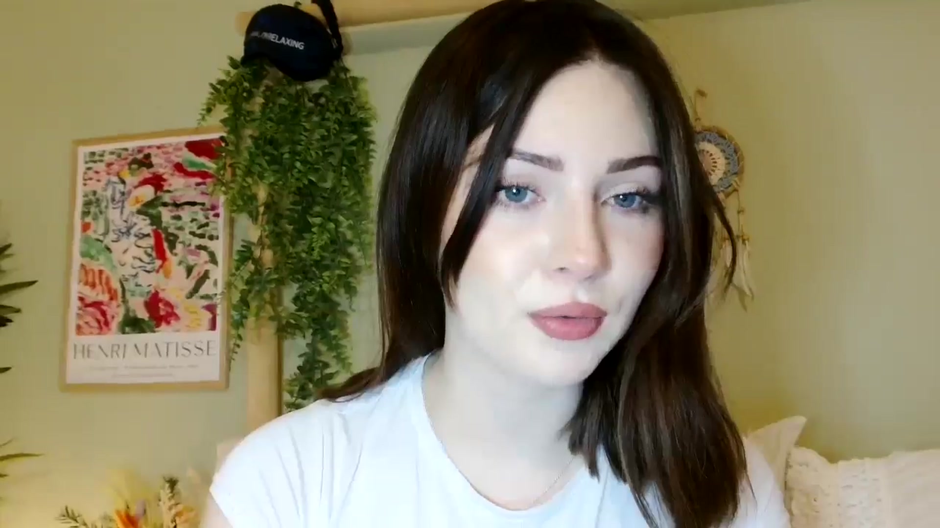 Gallery image thumbnail from Kaitrose's myfreecams stream on, 10/10/2025, 21:21 image 7 of 20