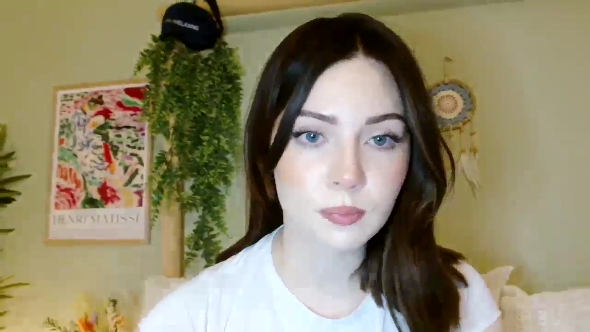 Gallery image thumbnail from Kaitrose's myfreecams stream on, 10/10/2025, 21:21 image 5 of 20