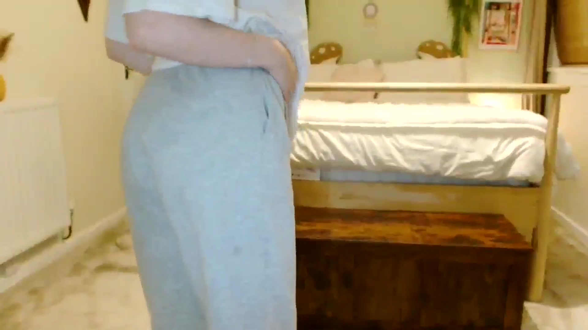 Gallery image thumbnail from Kaitrose's myfreecams stream on, 10/13/2025, 01:52 image 10 of 20