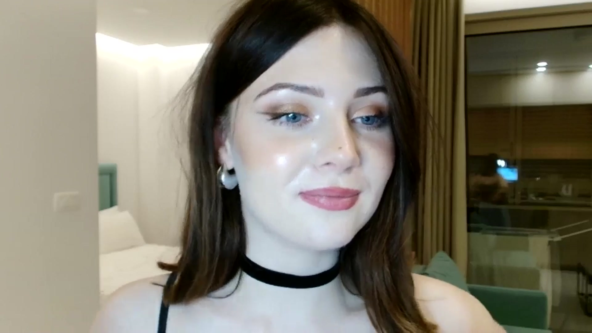 Gallery image thumbnail from Kaitrose's myfreecams stream on, 10/21/2025, 22:04 image 12 of 20