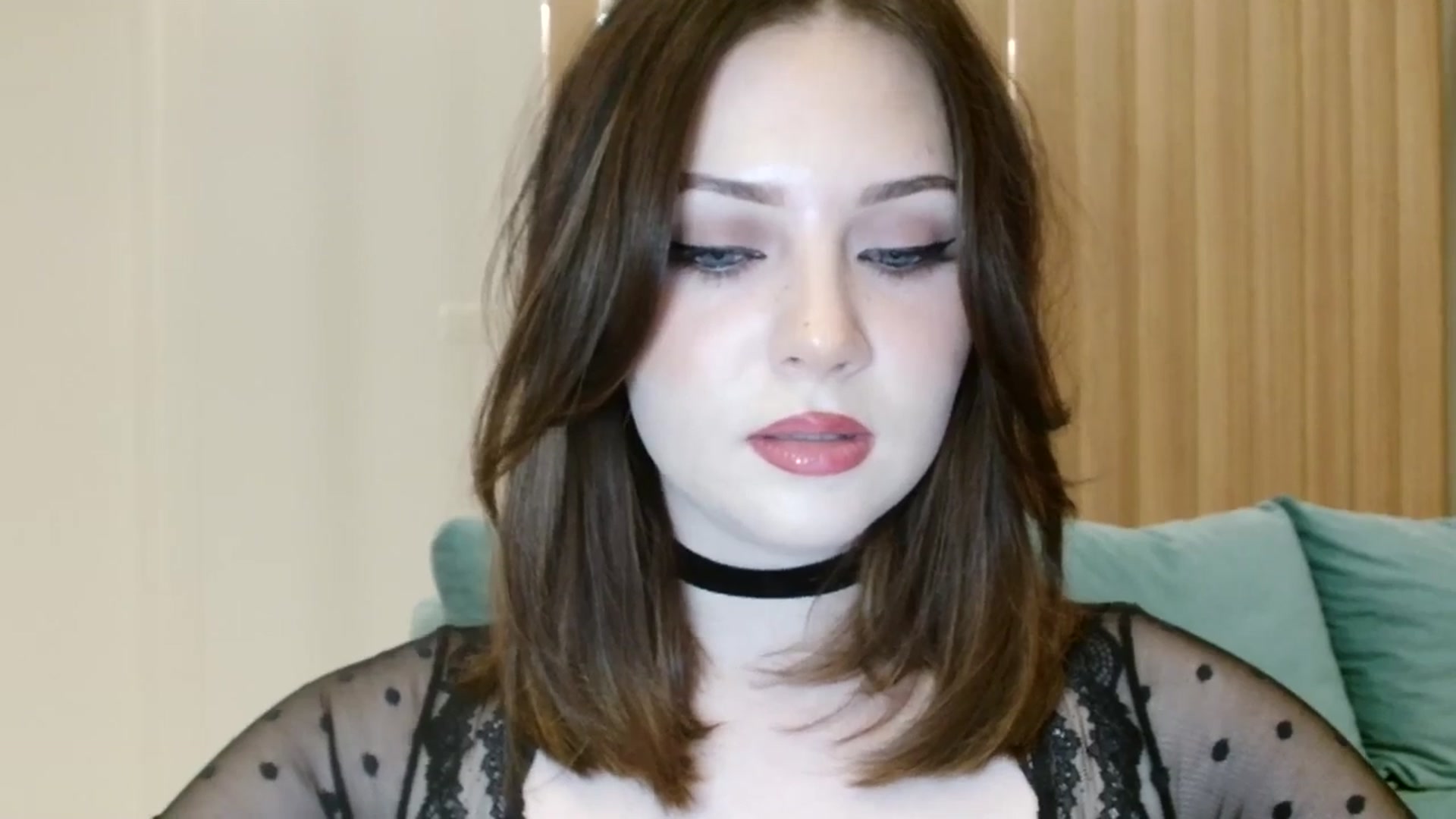 Gallery image thumbnail from Kaitrose's myfreecams stream on, 10/28/2025, 19:20 image 19 of 20