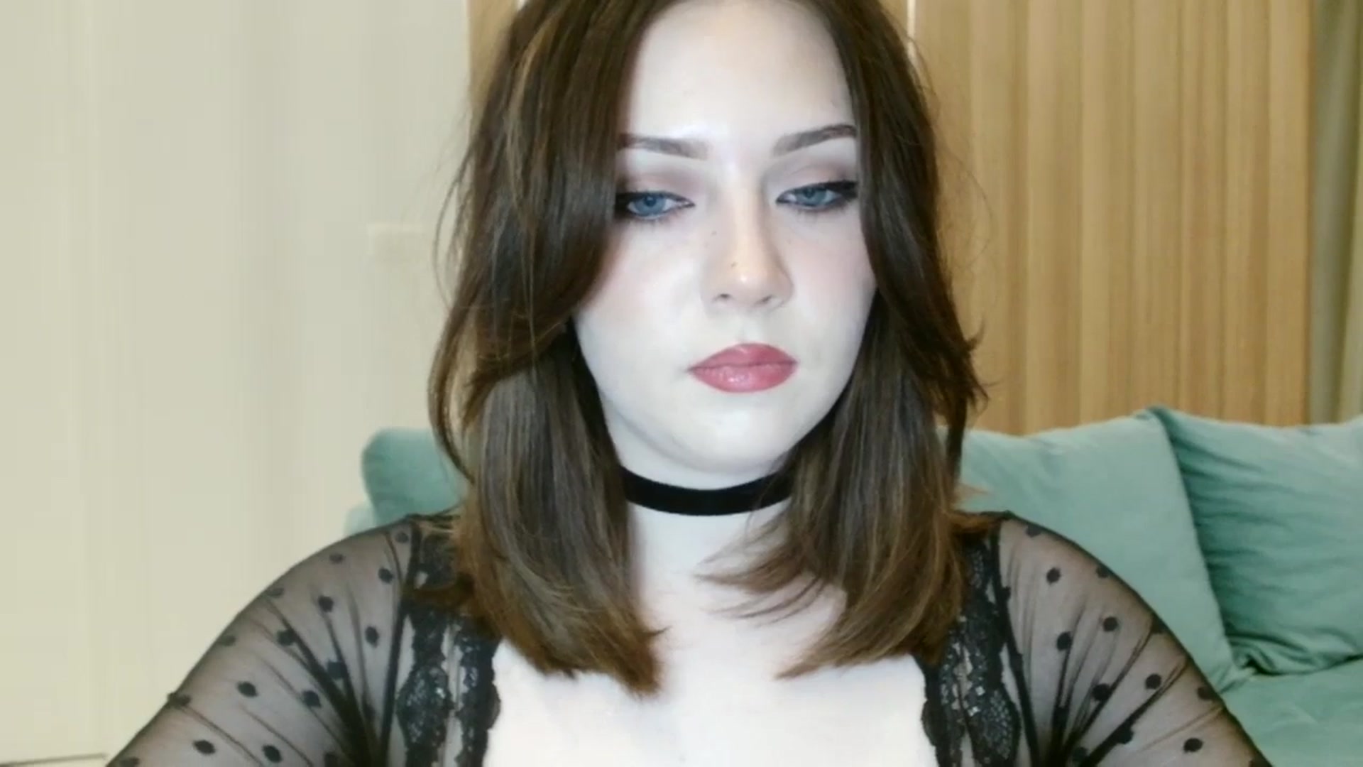 Gallery image thumbnail from Kaitrose's myfreecams stream on, 10/28/2025, 19:20 image 14 of 20