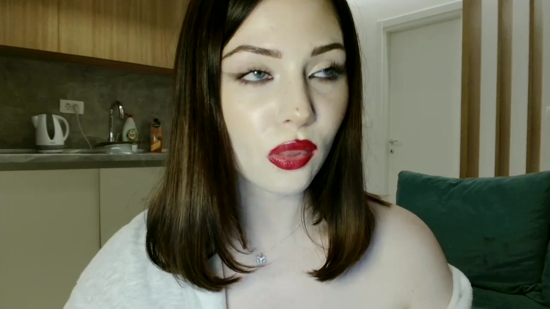 Gallery image thumbnail from Kaitrose's myfreecams stream on, 11/05/2025, 24:04 image 4 of 20