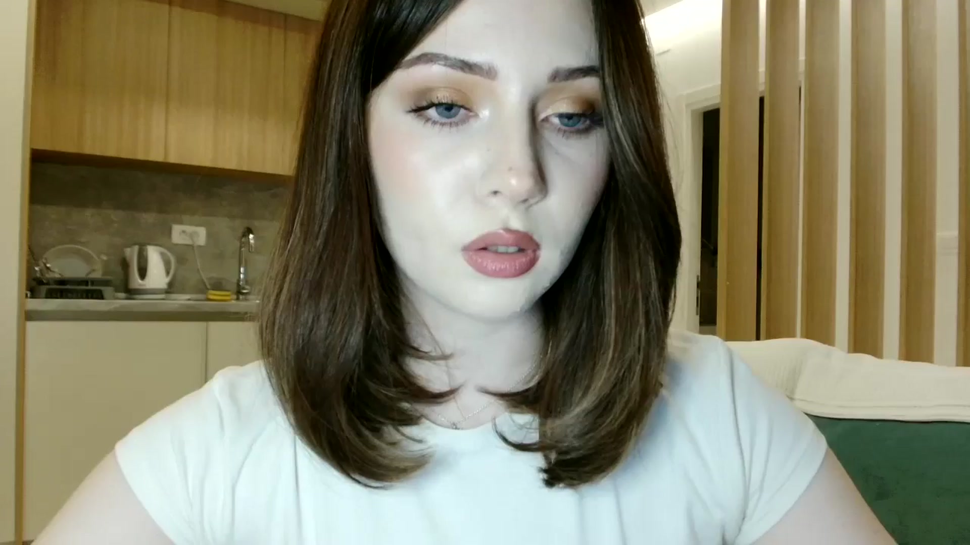 Gallery image thumbnail from Kaitrose's myfreecams stream on, 11/05/2025, 22:18 image 14 of 20