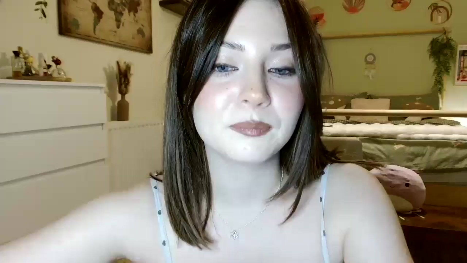 Gallery image thumbnail from Kaitrose's myfreecams stream on, 11/21/2025, 24:15 image 13 of 20