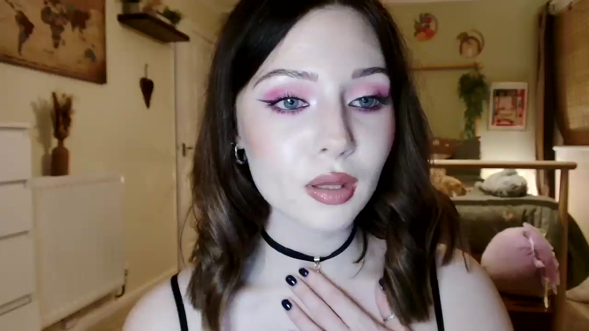 Gallery image thumbnail from Kaitrose's myfreecams stream on, 11/27/2025, 24:26 image 20 of 20