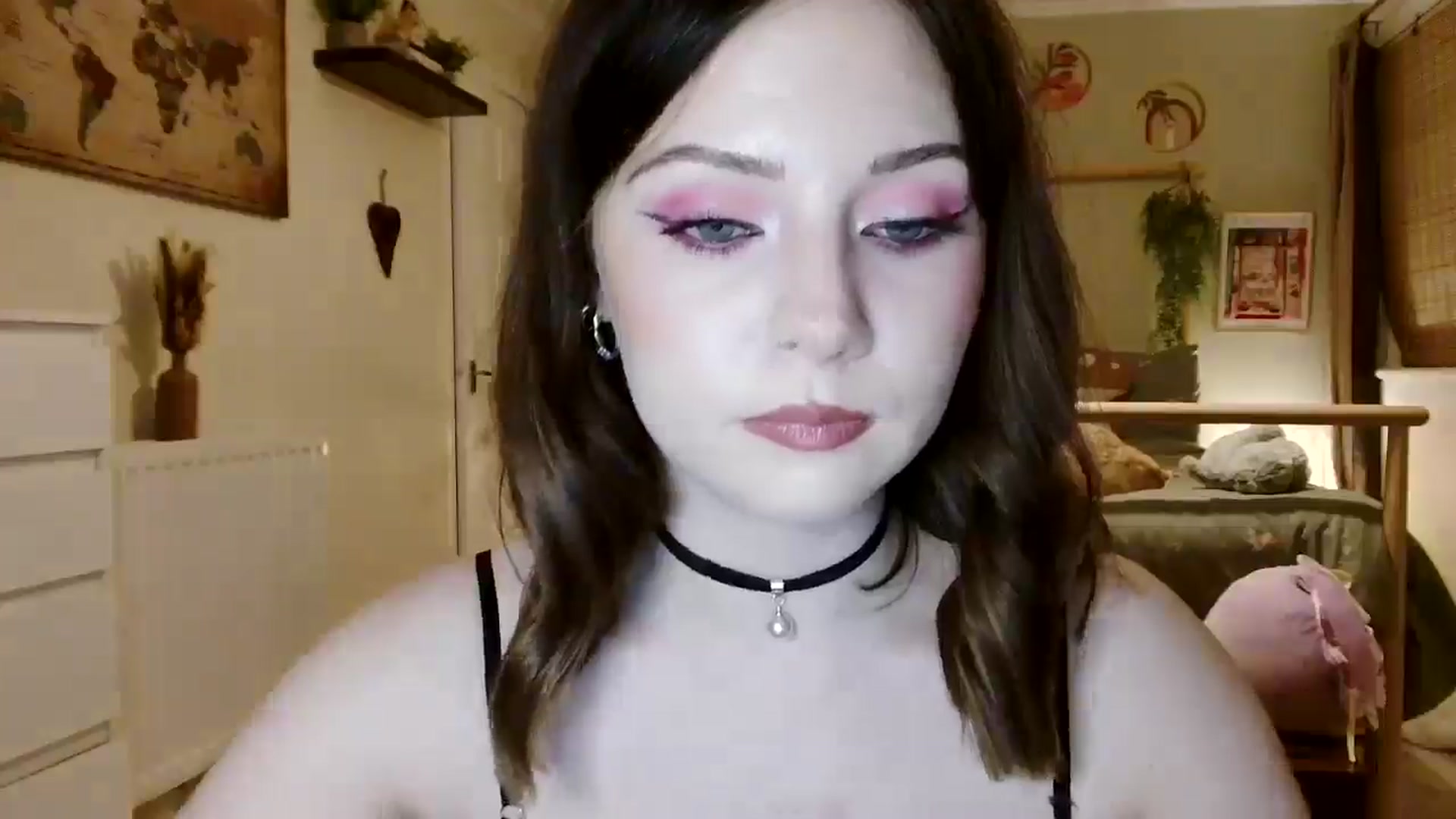 Gallery image thumbnail from Kaitrose's myfreecams stream on, 11/27/2025, 24:26 image 19 of 20