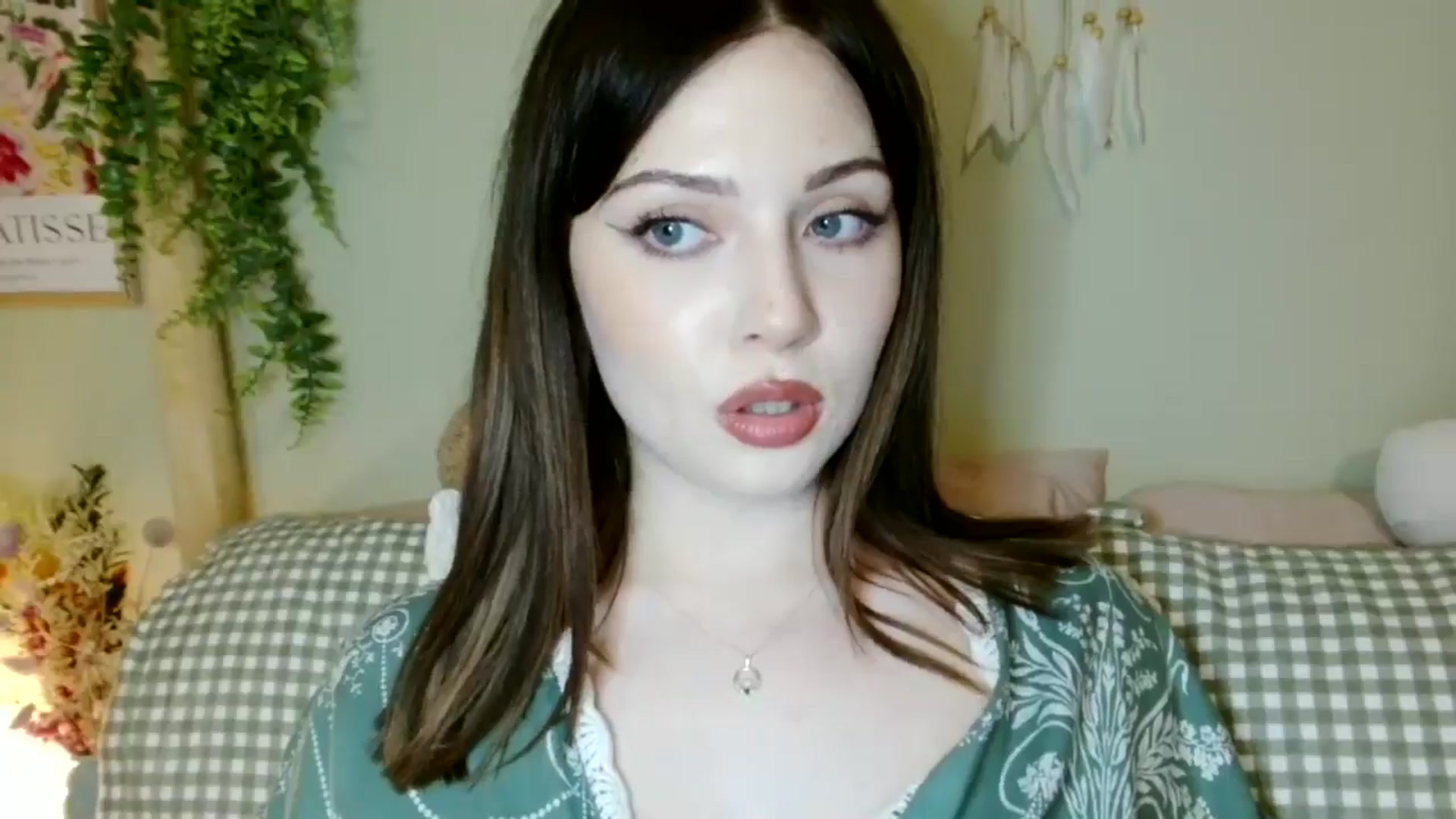 Gallery image thumbnail from Kaitrose's myfreecams stream on, 01/14/2026, 20:25 image 5 of 20