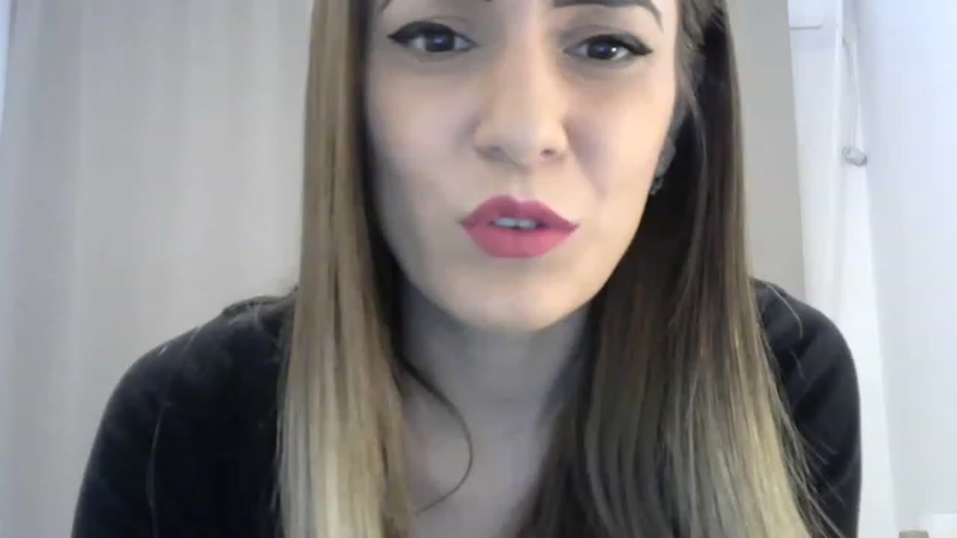 Gallery image thumbnail from Kaittlin's myfreecams stream on, 02/14/2023, 01:39 image 4 of 20