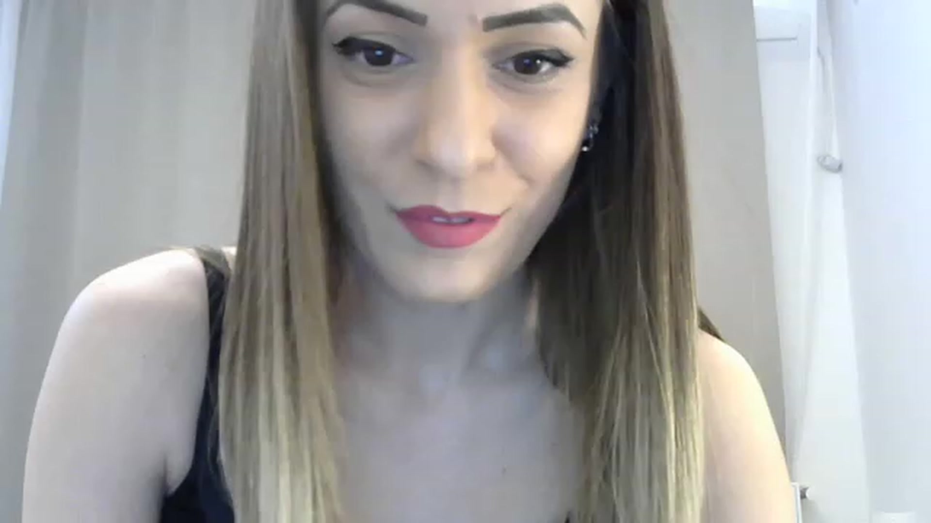 Gallery image thumbnail from Kaittlin's myfreecams stream on, 02/23/2023, 23:41 image 2 of 20