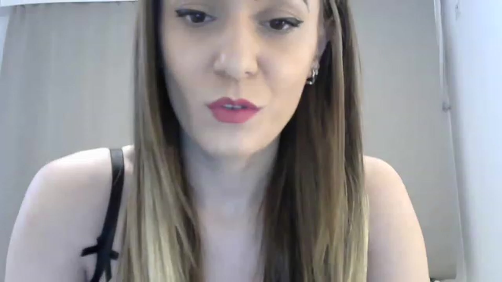 Gallery image thumbnail from Kaittlin's myfreecams stream on, 02/28/2023, 01:19 image 5 of 20