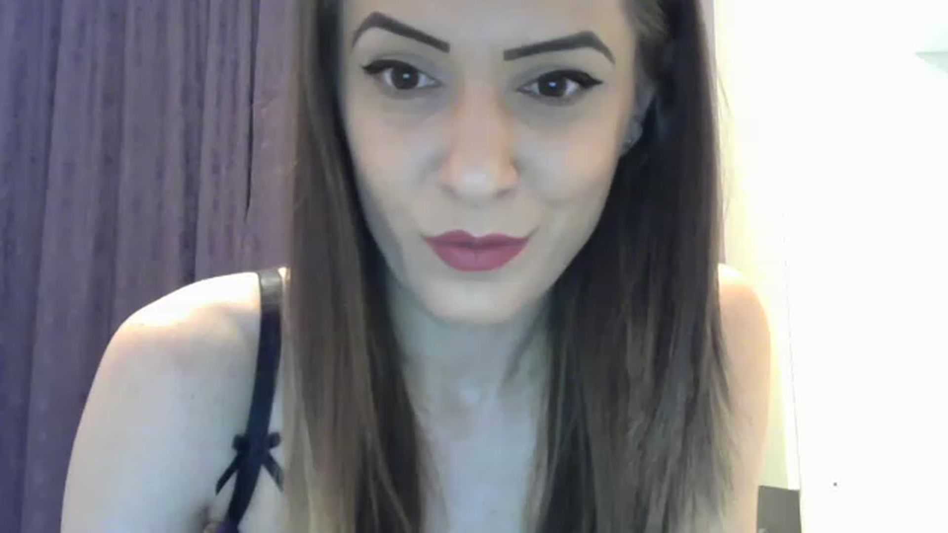 Gallery image thumbnail from Kaittlin's myfreecams stream on, 05/31/2023, 24:02 image 14 of 20