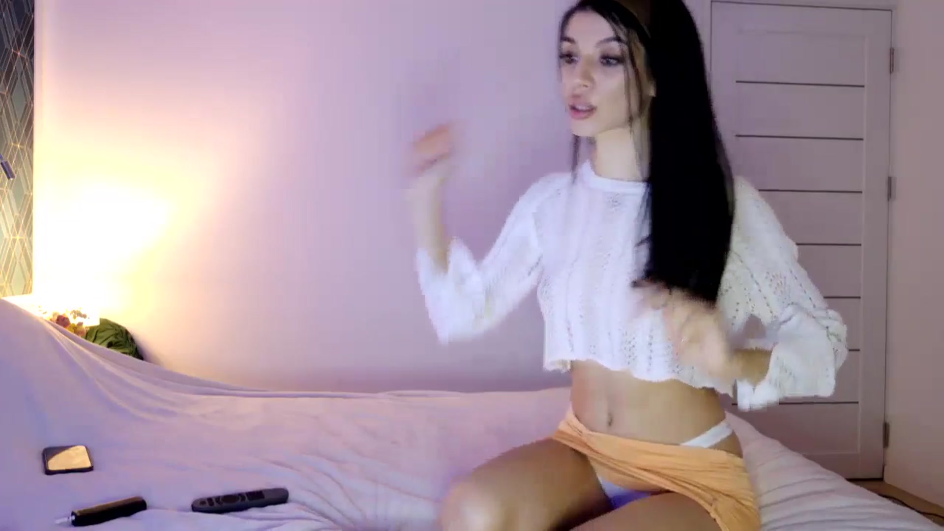 Gallery image thumbnail from KalIySya_'s myfreecams stream on, 01/02/2025, 16:57 image 8 of 20