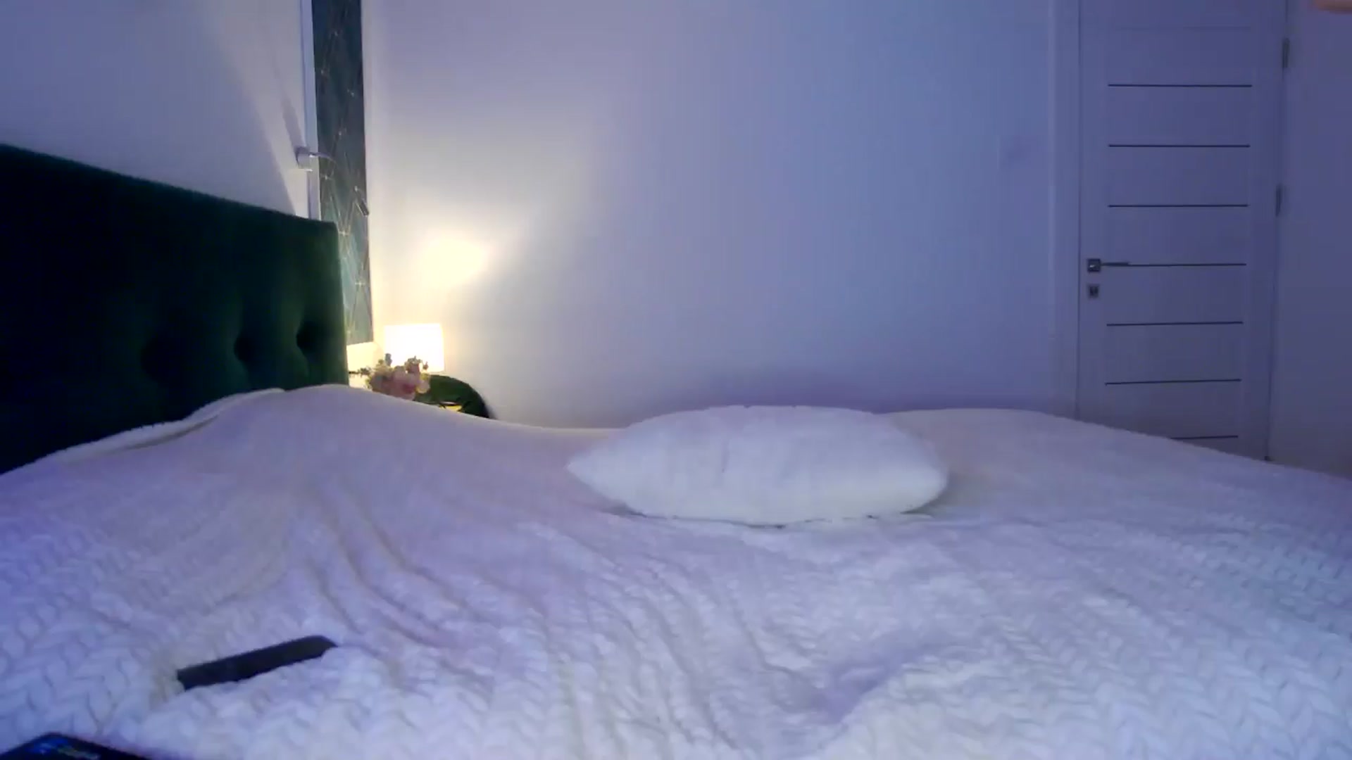 Gallery image thumbnail from KalIySya_'s myfreecams stream on, 03/30/2025, 14:58 image 16 of 20