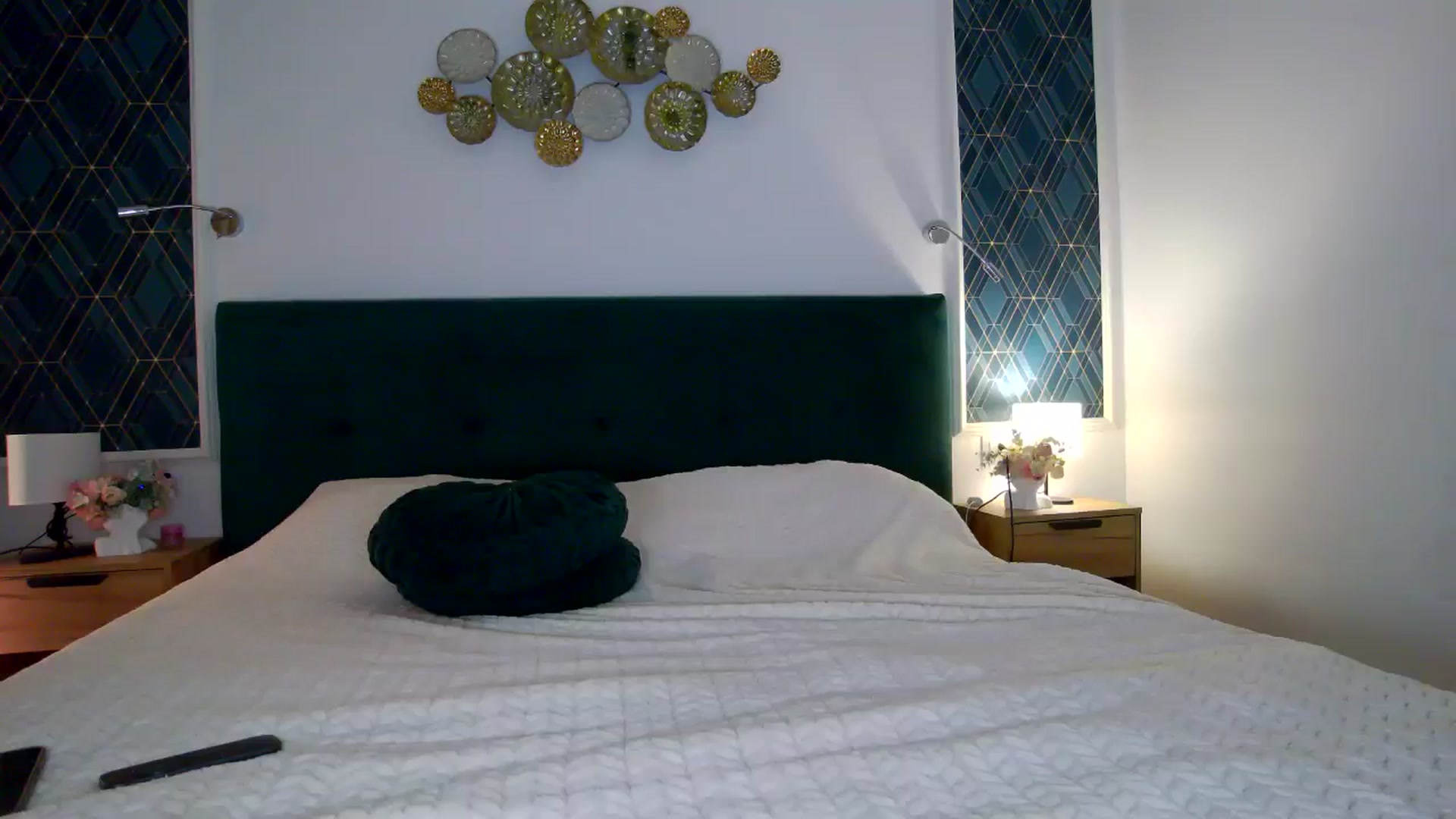 Gallery image thumbnail from KalIySya_'s myfreecams stream on, 04/06/2025, 19:09 image 16 of 20