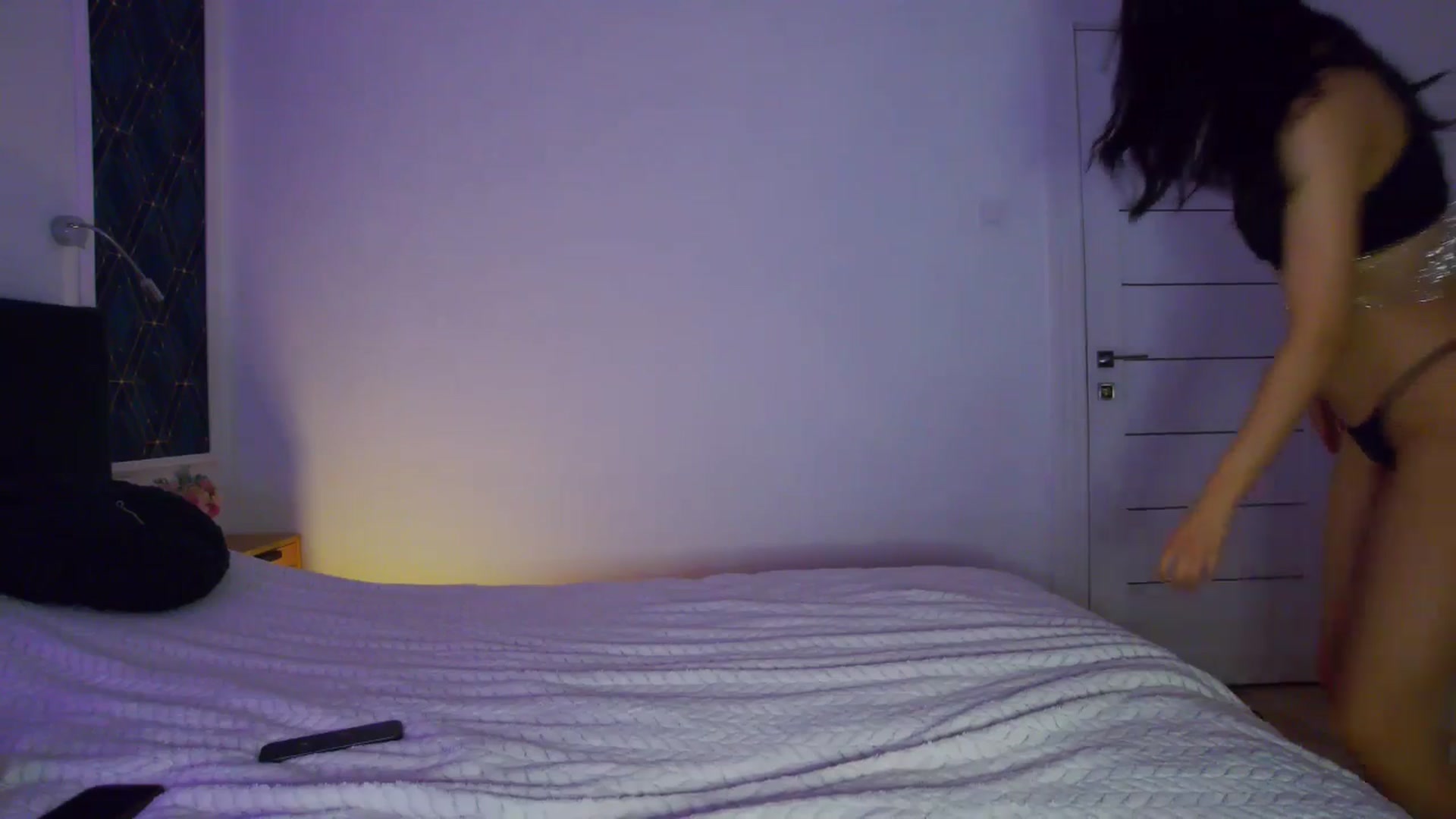 Gallery image thumbnail from KalIySya_'s myfreecams stream on, 04/22/2025, 18:31 image 13 of 20