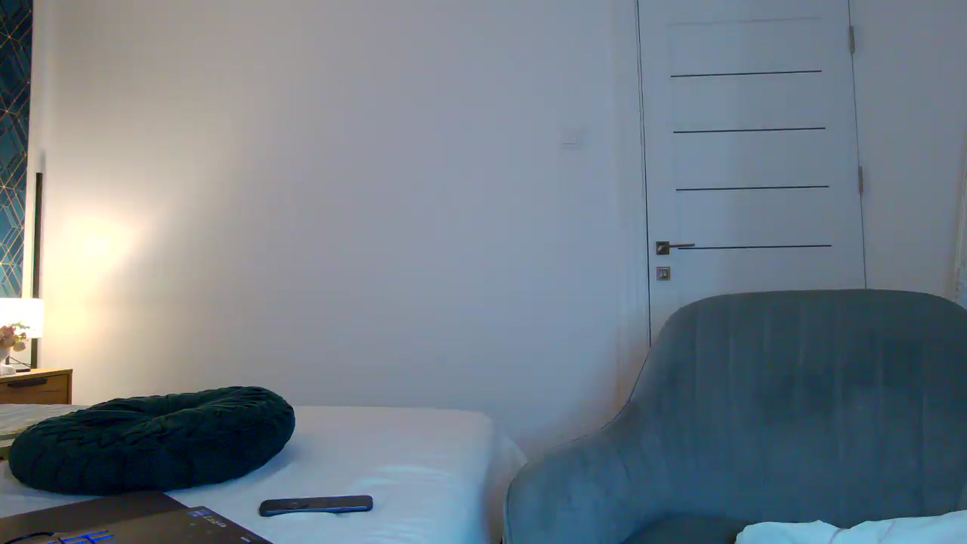 Gallery image thumbnail from KalIySya___'s myfreecams stream on, 08/06/2024, 12:01 image 13 of 20