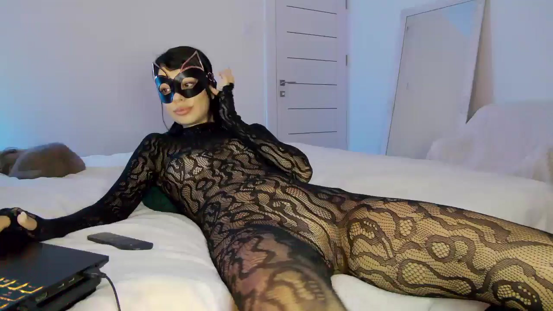 Gallery image thumbnail from KalIySya___'s myfreecams stream on, 10/28/2024, 19:33 image 19 of 20