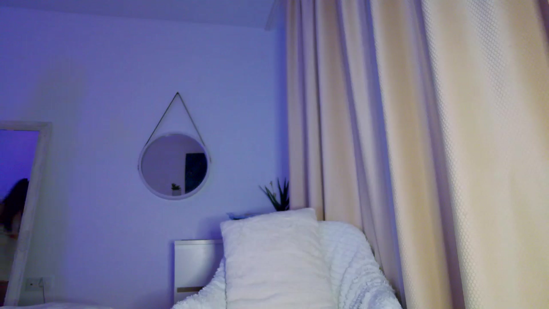 Gallery image thumbnail from KalIySya___'s myfreecams stream on, 12/10/2024, 16:21 image 14 of 20