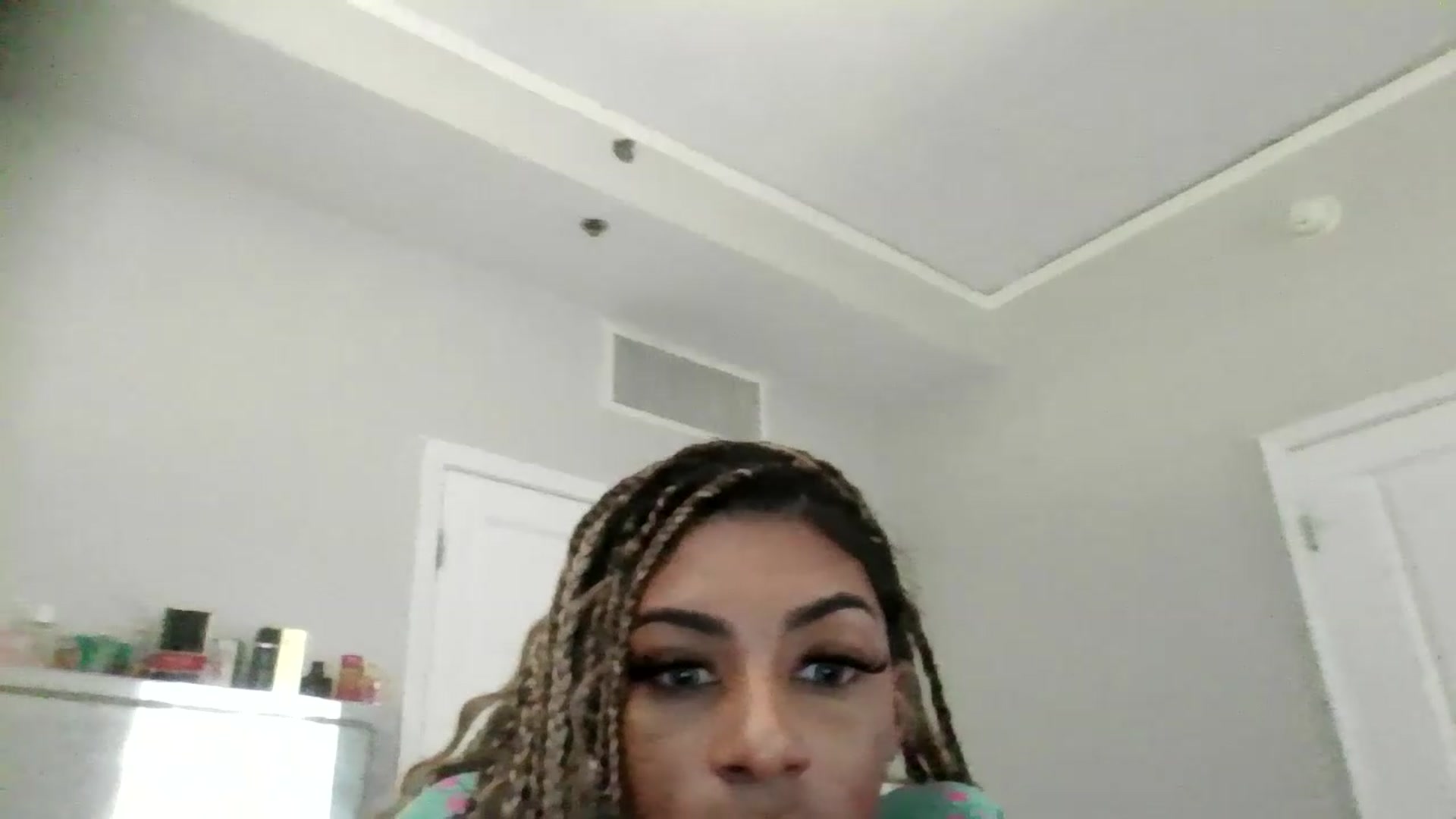 Gallery image thumbnail from Kalaniskiii's myfreecams stream on, 09/07/2026, 13:55 image 20 of 20