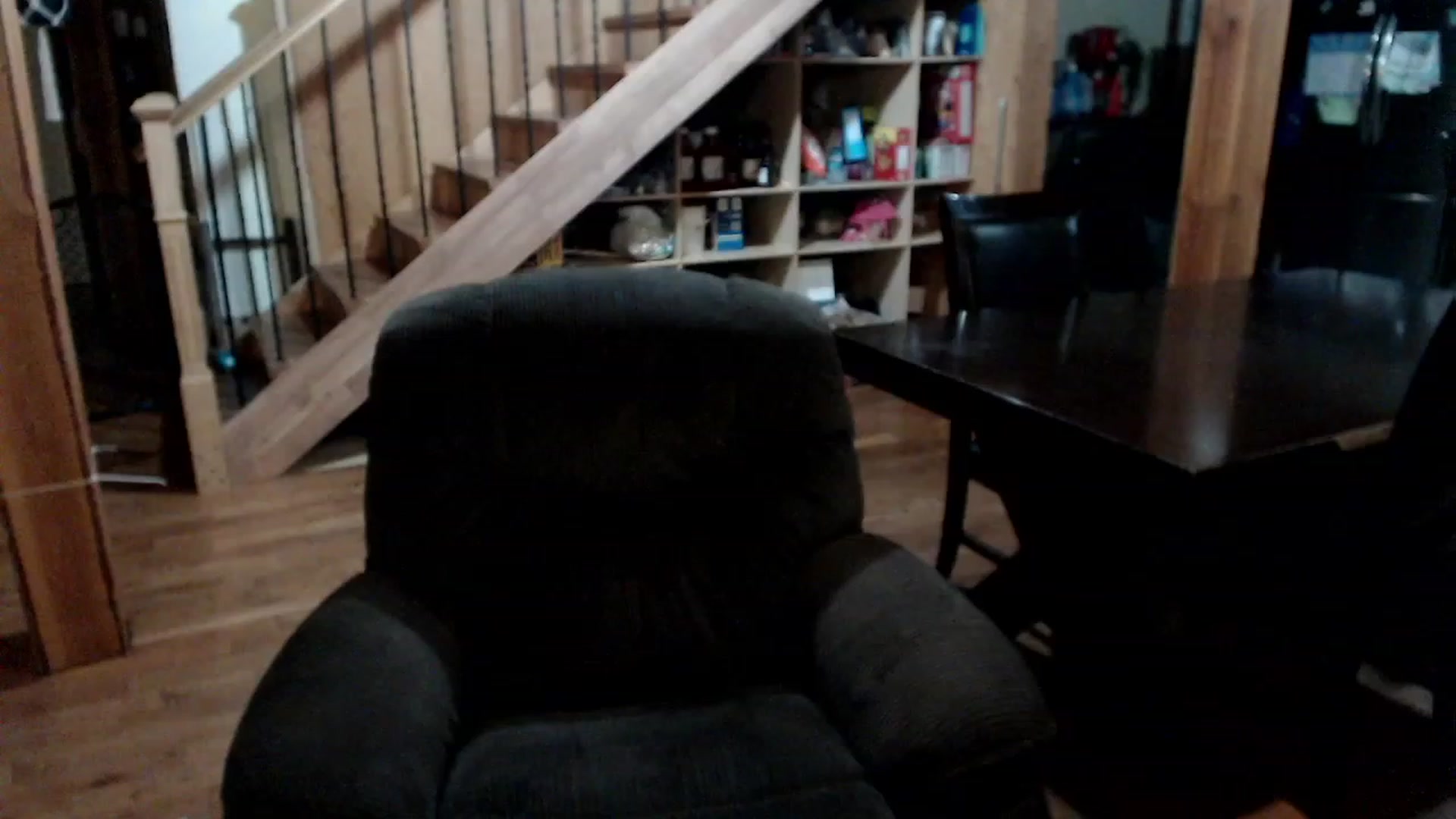 Gallery image thumbnail from KaliGunz's myfreecams stream on, 12/04/2022, 07:19 image 3 of 20