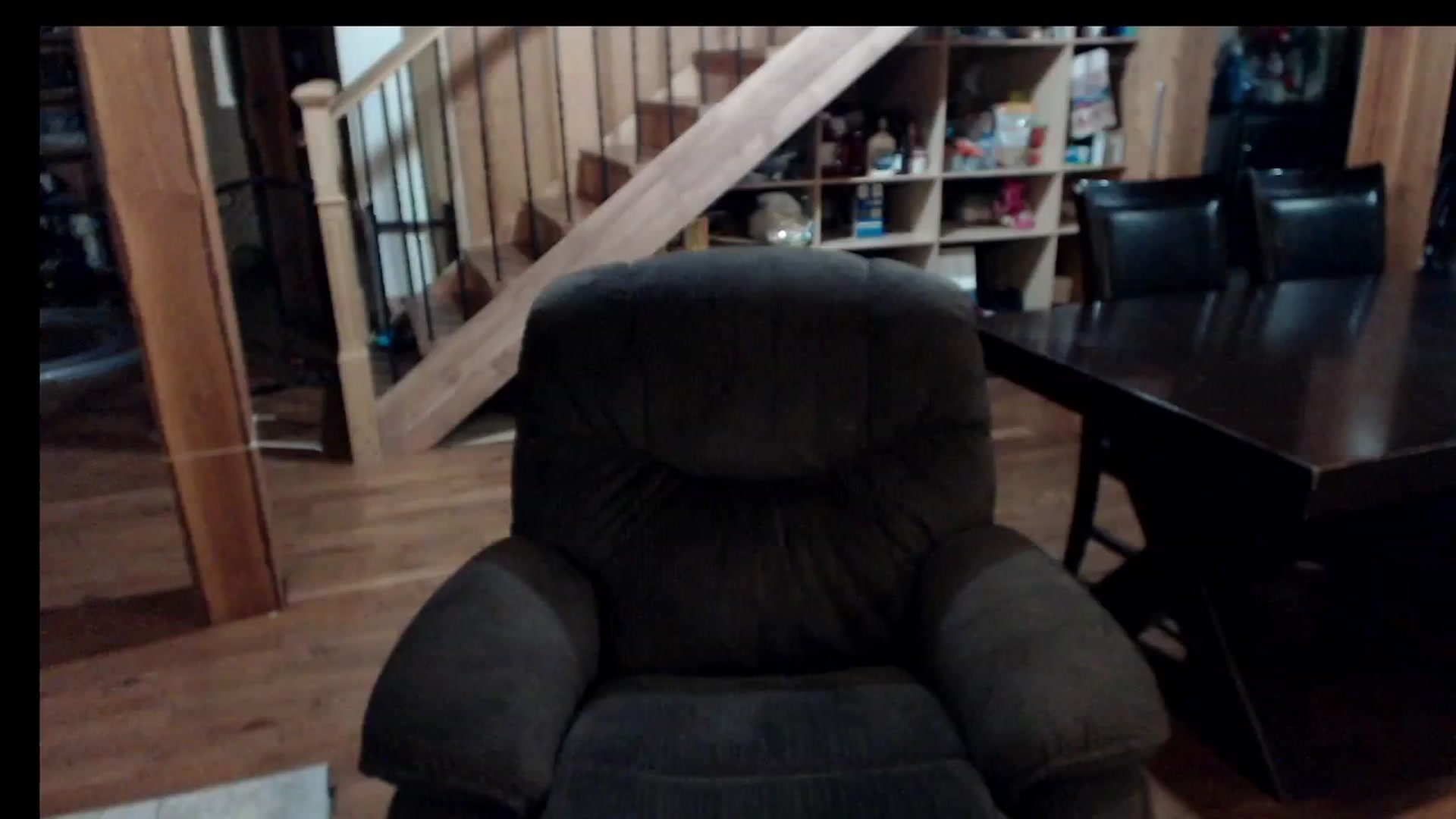Gallery image thumbnail from KaliGunz's myfreecams stream on, 12/09/2022, 05:19 image 14 of 20