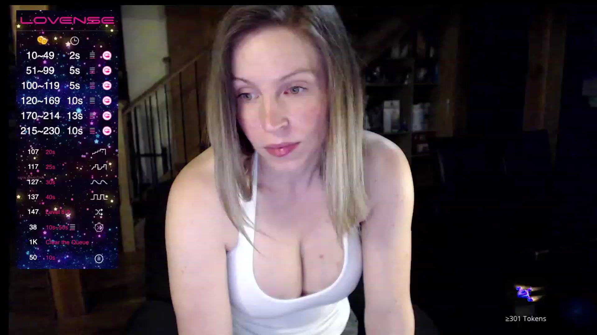 Gallery image thumbnail from KaliGunz's myfreecams stream on, 12/27/2022, 04:53 image 6 of 20