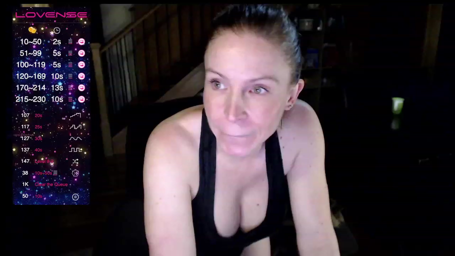 Gallery image thumbnail from KaliGunz's myfreecams stream on, 01/03/2023, 05:20 image 14 of 20