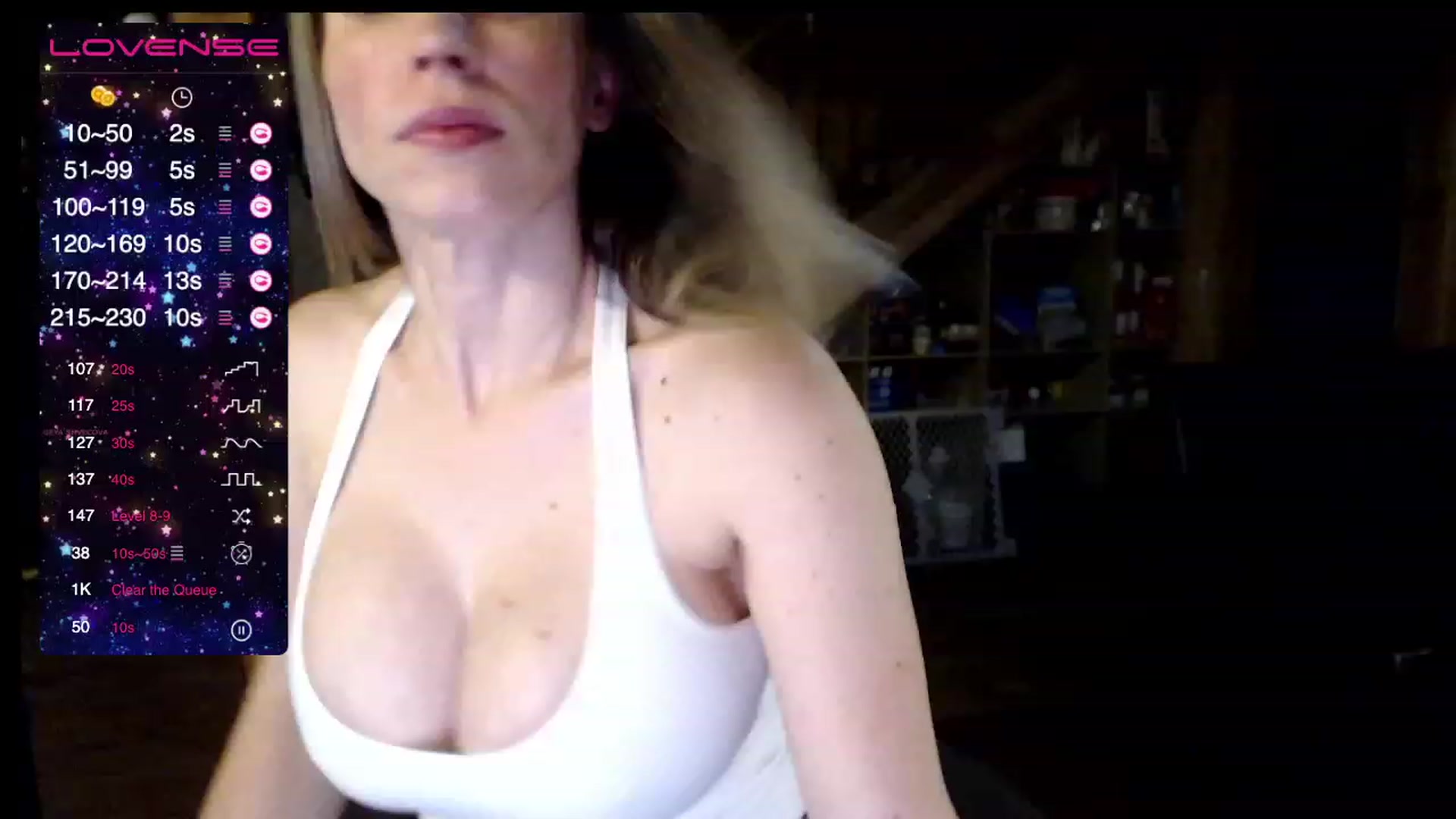 Gallery image thumbnail from KaliGunz's myfreecams stream on, 01/04/2023, 05:25 image 2 of 20