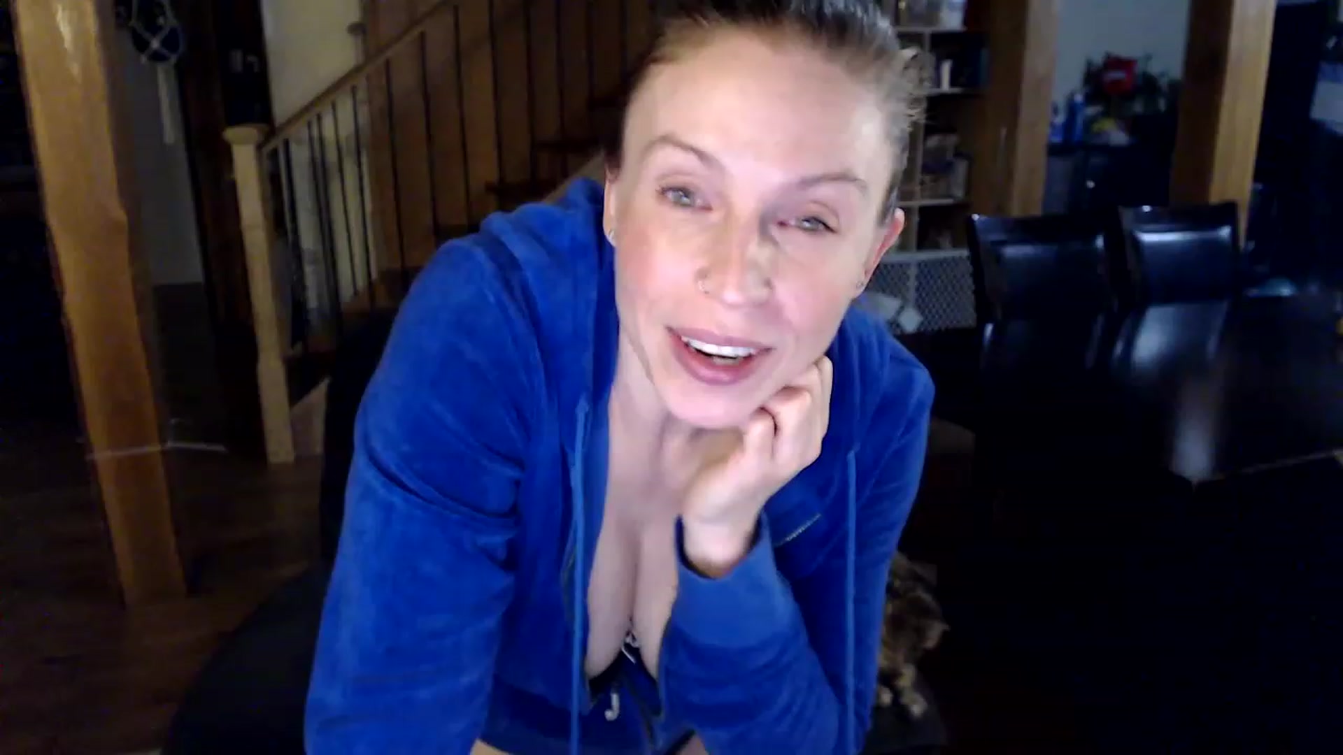 Gallery image thumbnail from KaliGunz's myfreecams stream on, 01/12/2023, 07:21 image 1 of 20