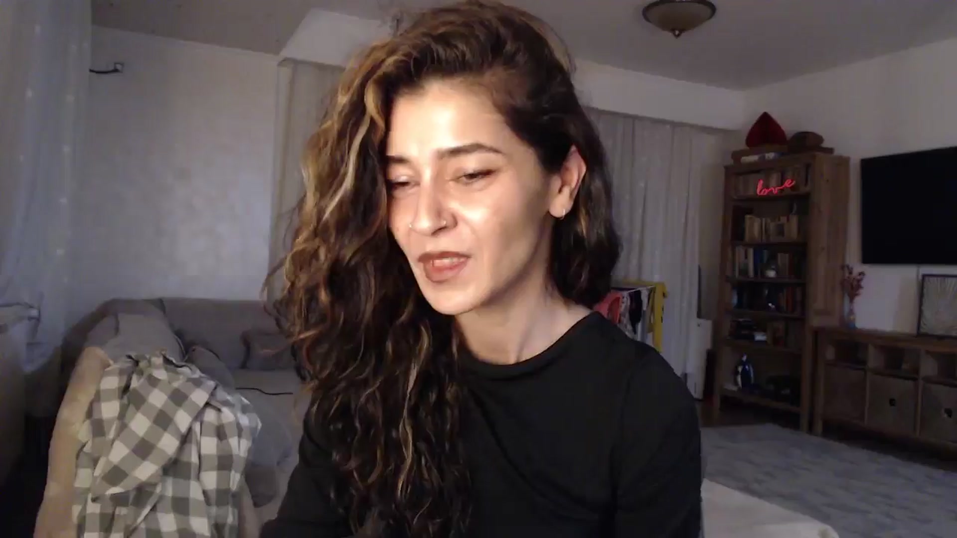 Gallery image thumbnail from Kali_'s myfreecams stream on, 02/16/2026, 21:11 image 16 of 20