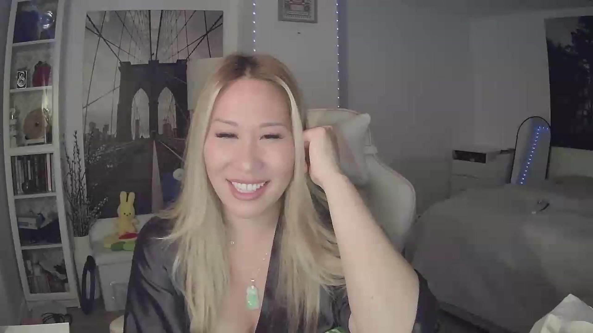 Gallery image thumbnail from KaliaJade's myfreecams stream on, 07/01/2026, 12:09 image 16 of 20