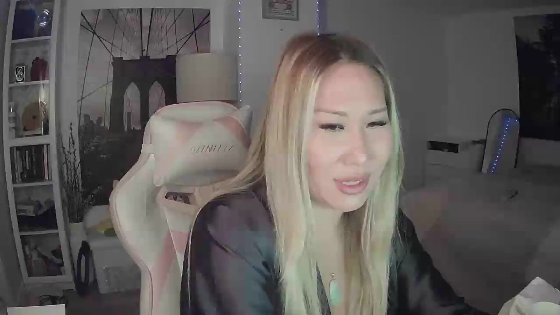 Gallery image thumbnail from KaliaJade's myfreecams stream on, 07/01/2026, 12:09 image 10 of 20