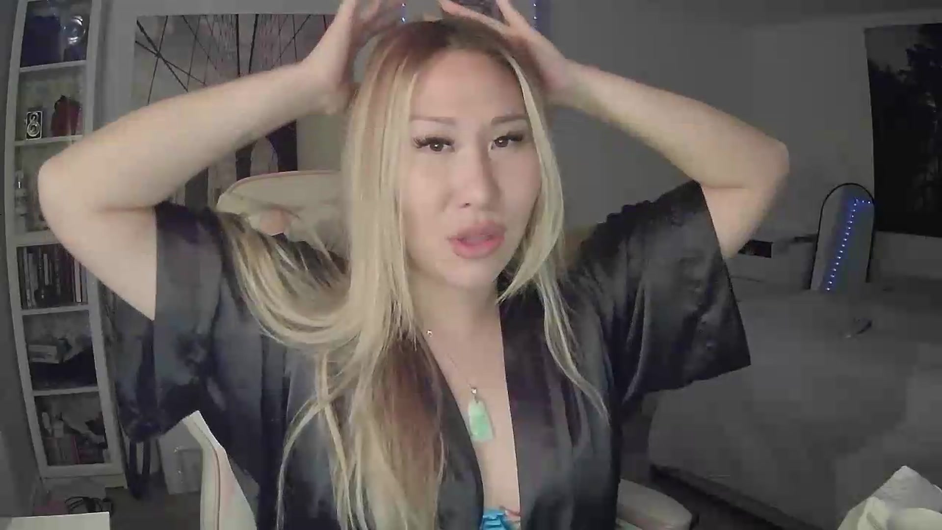 Gallery image thumbnail from KaliaJade's myfreecams stream on, 07/01/2026, 12:09 image 15 of 20
