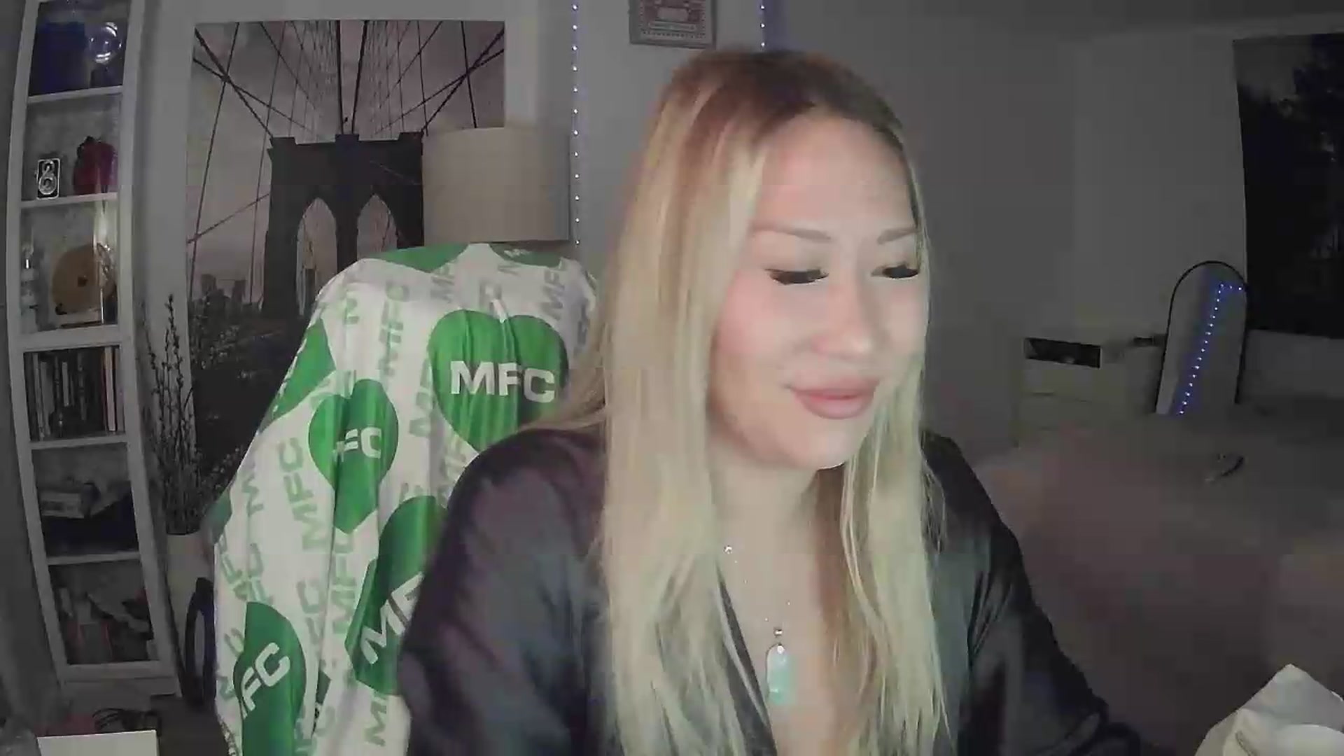 Gallery image thumbnail from KaliaJade's myfreecams stream on, 07/01/2026, 12:09 image 7 of 20