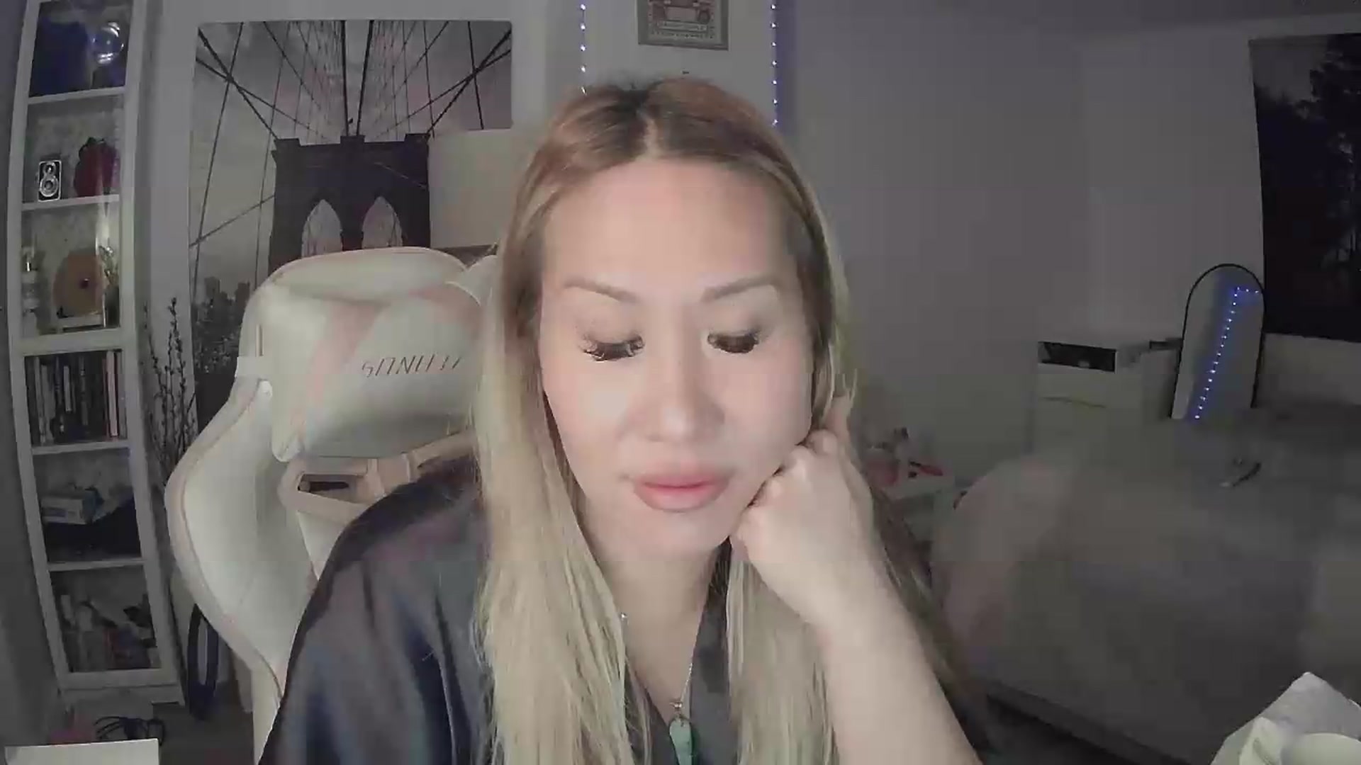 Gallery image thumbnail from KaliaJade's myfreecams stream on, 07/01/2026, 12:09 image 14 of 20