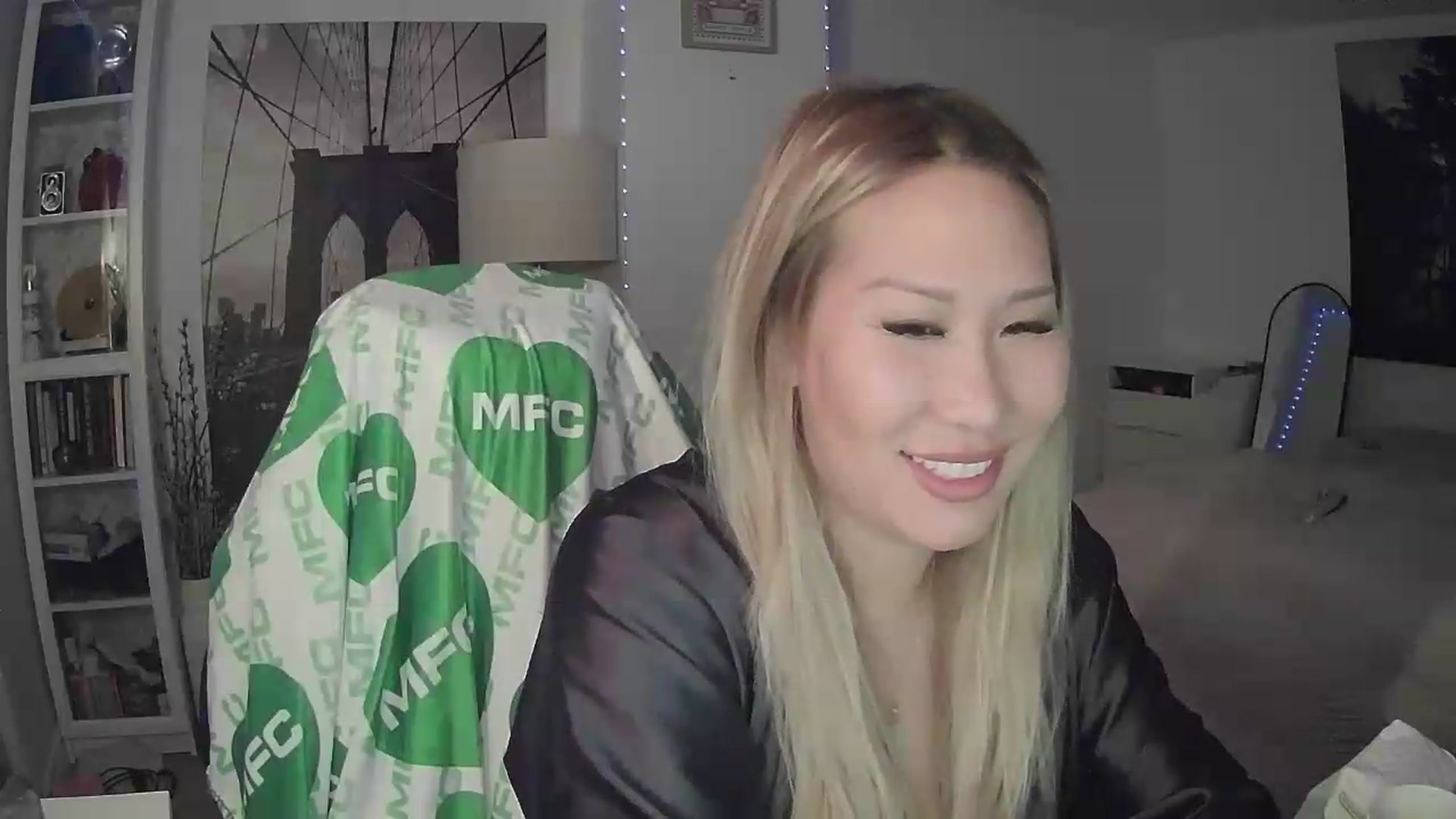 Gallery image thumbnail from KaliaJade's myfreecams stream on, 07/01/2026, 12:09 image 3 of 20